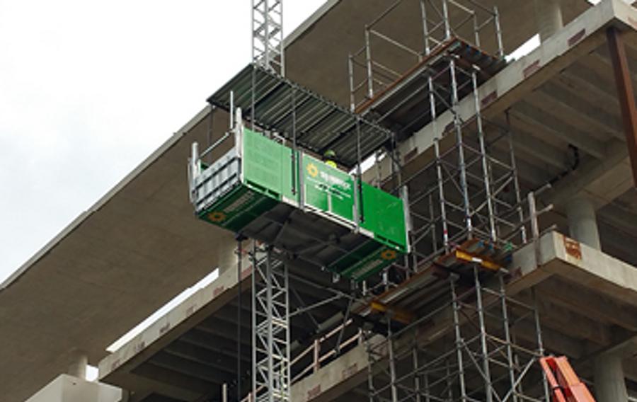 Sunbelt Rentals scaffold services worker working at height safely.