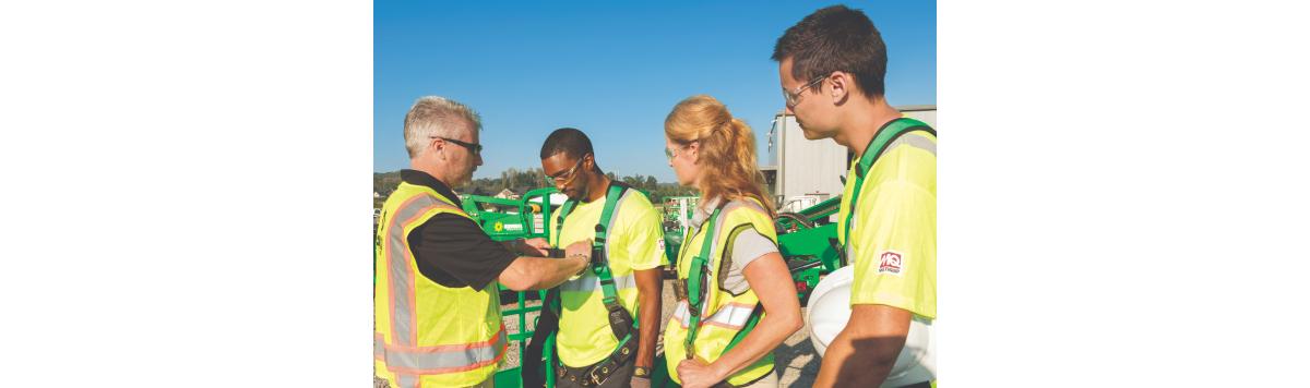 A group of sunbelt rentals working training on a jobsite. 
