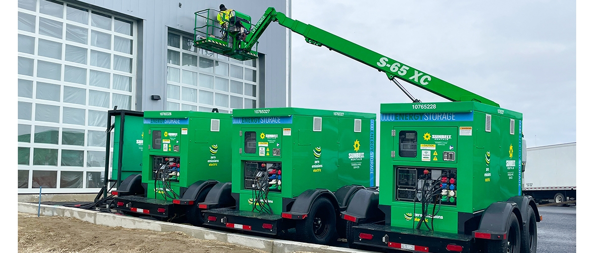 Battery energy storage systems outside of a warehouse.